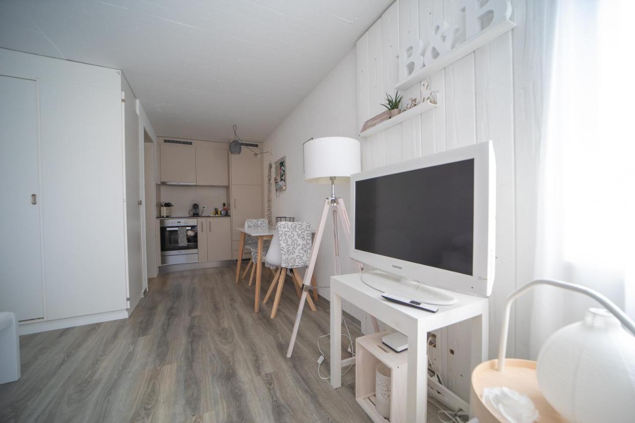Studio Living... Langnau Exterior photo